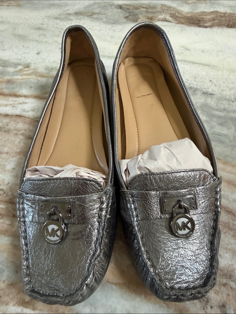Michael Kors sz 9M women’s silver loafers